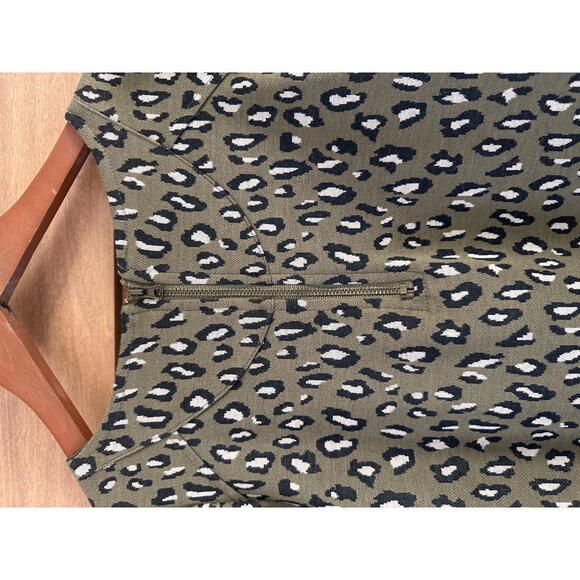 THML Olive Leopard Print Puff Sleeve Knit Mini Dress Women’s size Medium - Picture 6 of 15